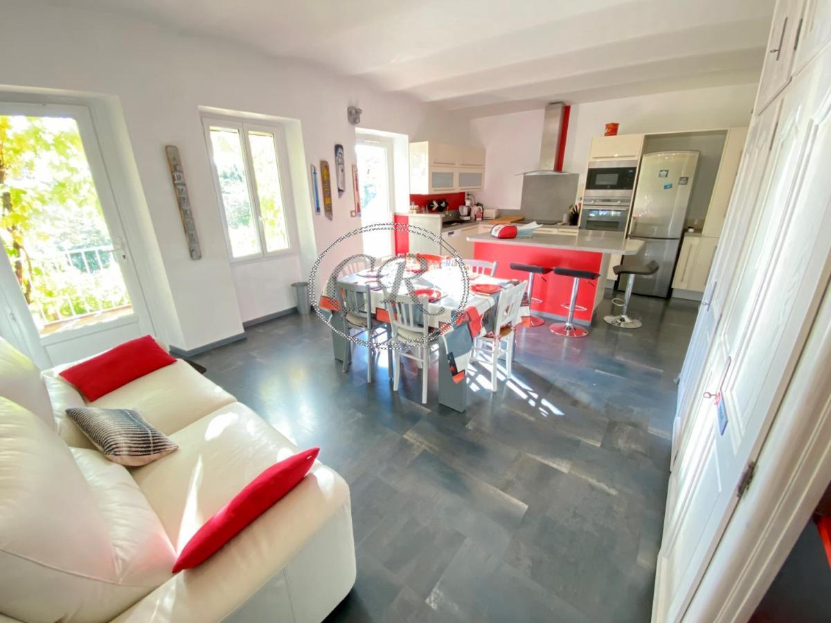 Appartement Duplex - 100M De La Plage De St Clair Le Lavandou Exterior photo